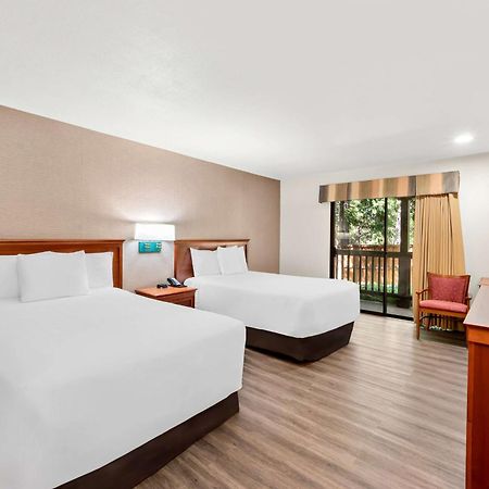 Best Western Stagecoach Inn Pollock Pines Exteriör bild
