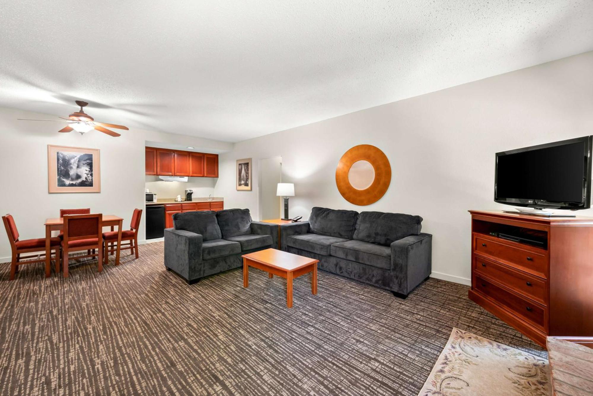 Best Western Stagecoach Inn Pollock Pines Exteriör bild
