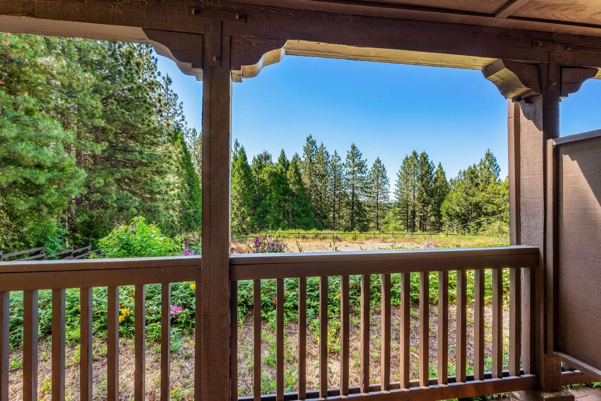 Best Western Stagecoach Inn Pollock Pines Exteriör bild